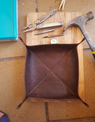 Bandeja/amacenamiento llaves.