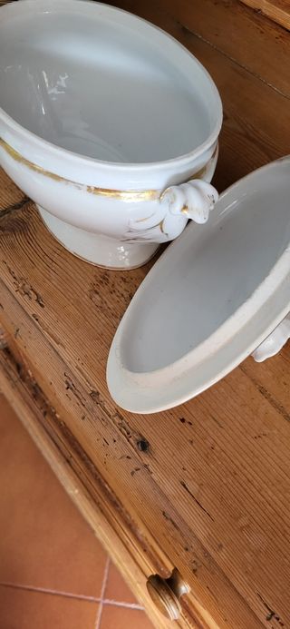 Sopera antigua colección porcelana