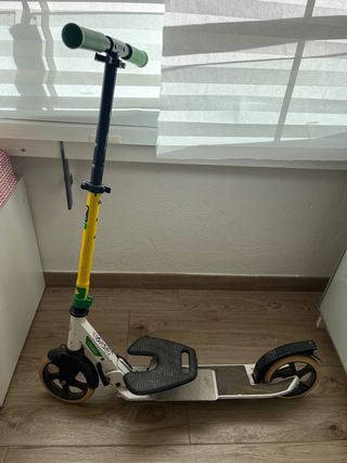 Patinete con portaniños 