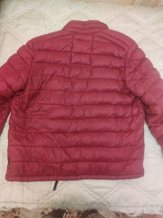 Cazadora bomber roja