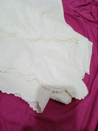 juego de sabanas antiguas bordadas