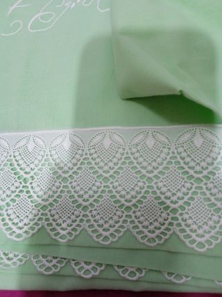 2 juegos de sábanas antiguas