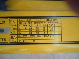 Soldadora Pioner amarilla