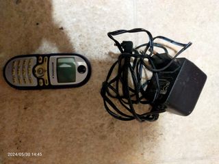 Telefoni cellulari (leggi descrizione)