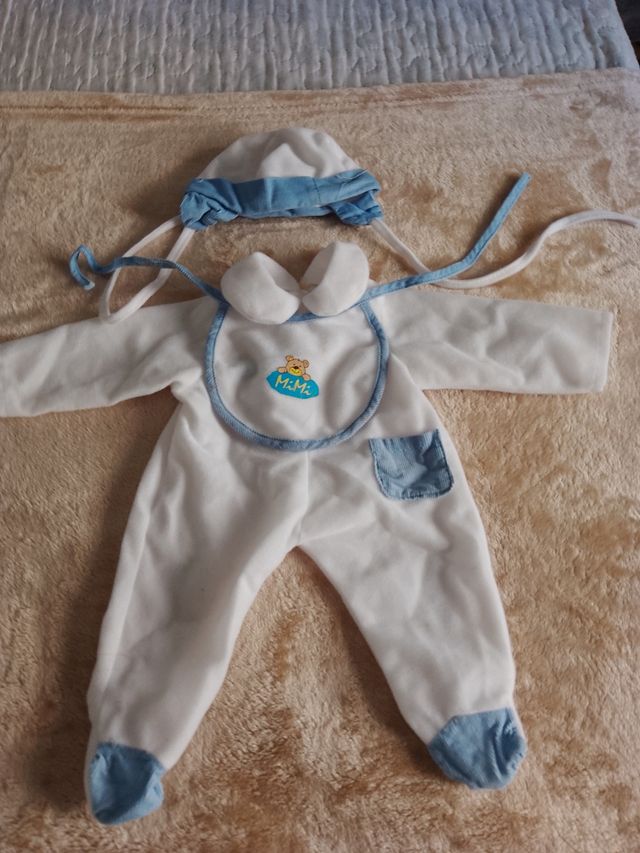 Abbigliamento per bambole