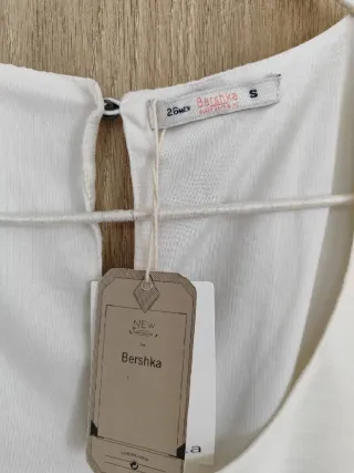 Vestido encaje boho marfil · Bershka · S (nuevo)