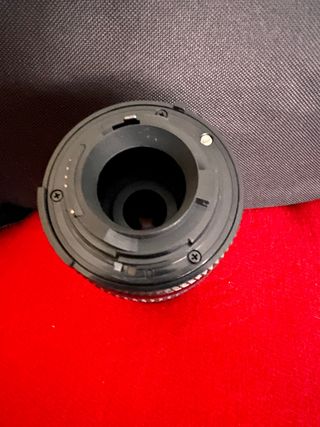 Teleobjetivo 28-80mm