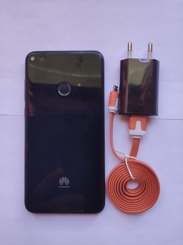 HUAWEI P8 LITE 2017