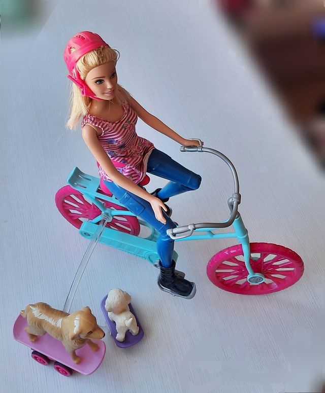 Muñeca Barbie Bici De Barbie MUÑECA BARBIE ESTATE PASEO EN