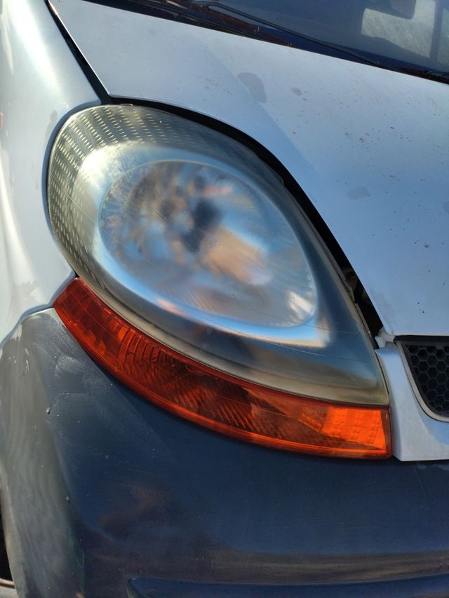 Faro delantero derecho Renault trafic