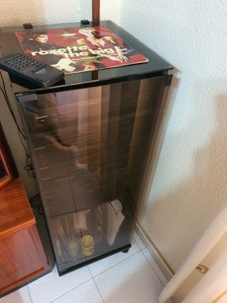 Equipo de música completo  con mueble