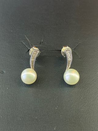 Gargantilla y pendientes