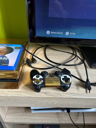 PS4 1TB y FIFA 22