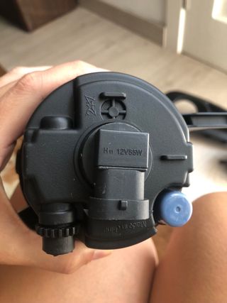 Faros antiniebla y embellecedor izq Toyota Corolla