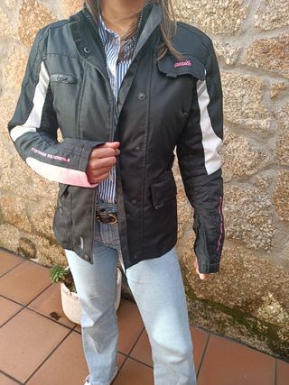 Cazadora de moto