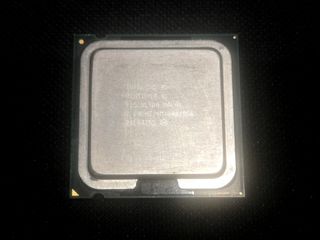 Intel Pentium D 915 (CPU Intel s.775)