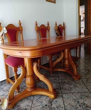 Mesa de comedor de madera pino