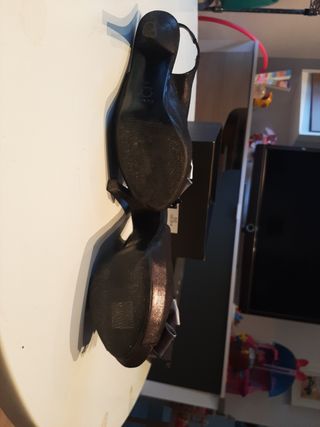 Zapato tacón fiesta boda plata negro piel