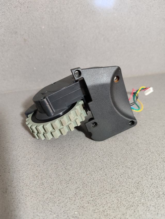 Rueda derecha robot Lefant