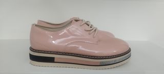 Zapato plano con cordones, zara.