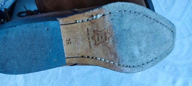 Botines camperos piel chica Callagham 