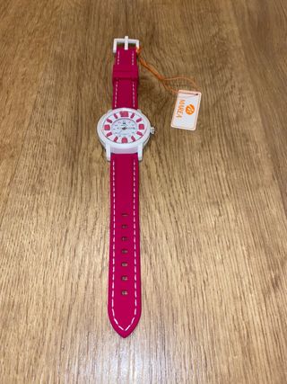 Reloj Marea rosa resistente al agua