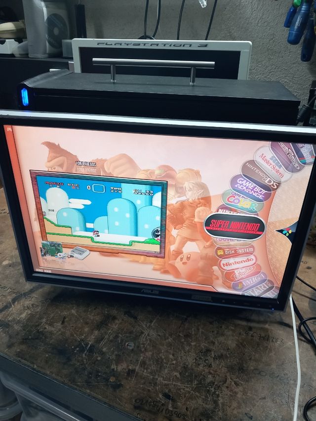 Ecrã do computador + para reproduzir. 