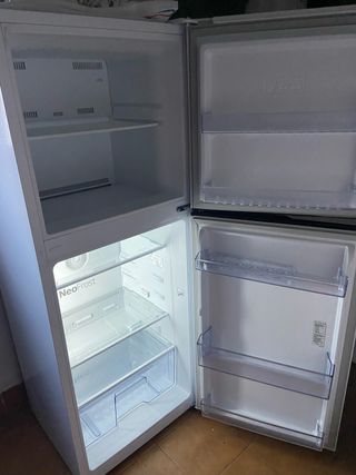 URGE VENTA! NEVERA Beko