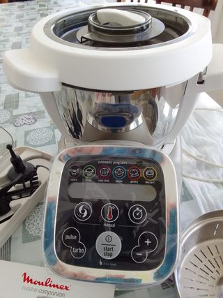 MOULINEX ed accessori, mai usato