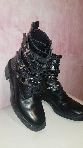 Botas Zara.De piel 