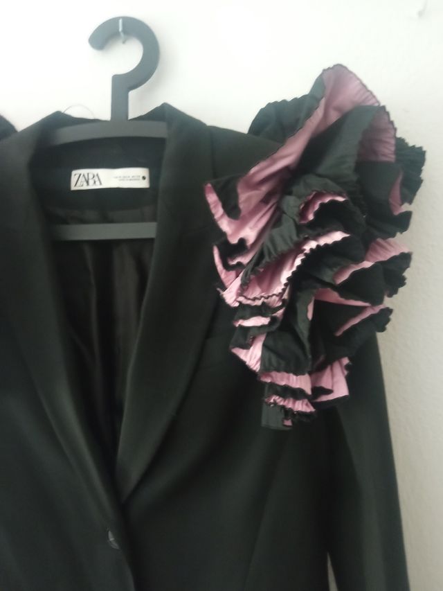 Chaqueta fiesta volantes