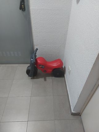 CORREPASILLOS MOTOFEBER RAYO MCQUEEN
