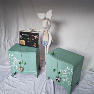 Mesillas antiguas recicladas