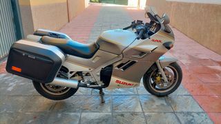 Suzuki GSX 1100 F