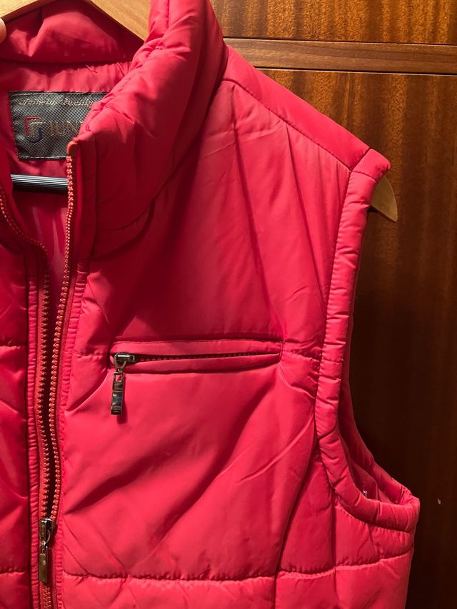 chaleco rojo