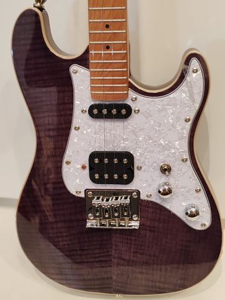 252e- 199eNuevo Ukelele tenor eléctrico