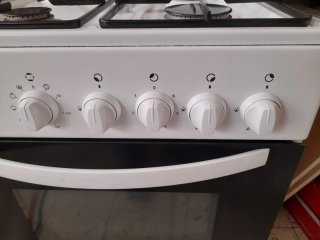 Hornilla gas butano horno eléctrico marca Zanussi