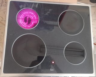 Horno y vitrocerámica marca Teka