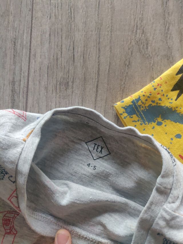 2 Camisetas manga corta Tex 4-5años