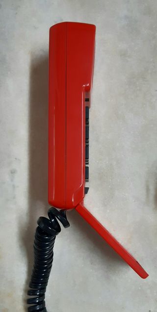 Teléfono antiguo
