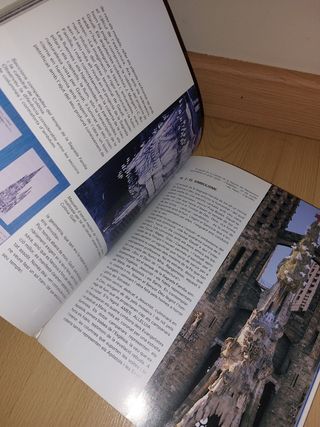 LLIBRE - Temple Sagrada Família - Barcelona