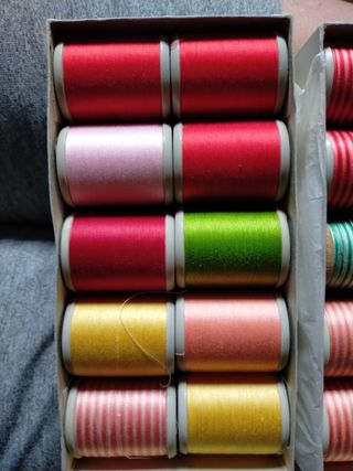 Hilo para màquina de coser