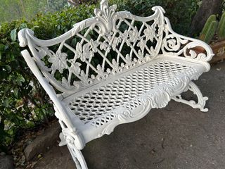 Banco jardin aluminio fundido.
