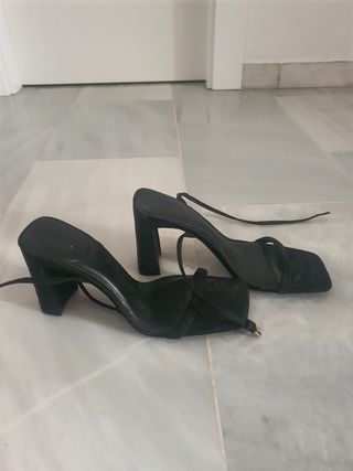 Sandalia Zara n.41 negras sin estrenar
