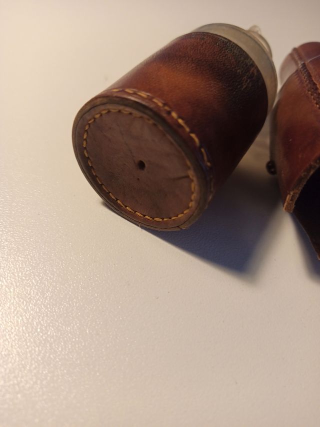 Antigüedad botella perfume de viaje