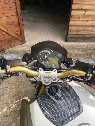 Aprilia Shiver 750