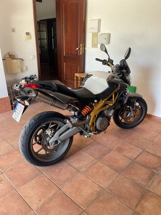 Aprilia Shiver 750