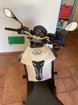 Aprilia Shiver 750