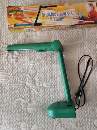 Lámpara de mesa verde