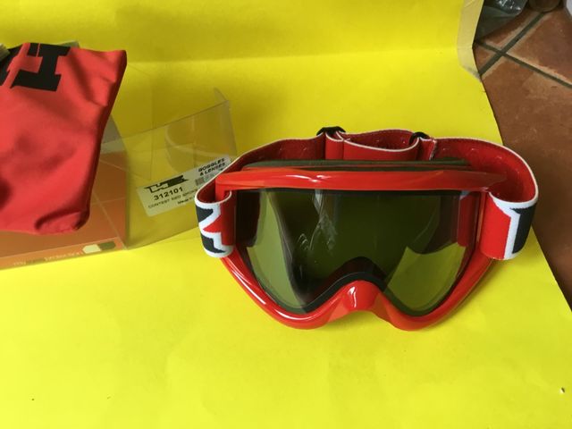 occhiali da sci hz goggles mai usati colore rosso